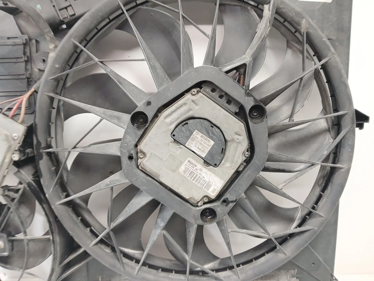 Electroventilador para Audi Q7 (4L)