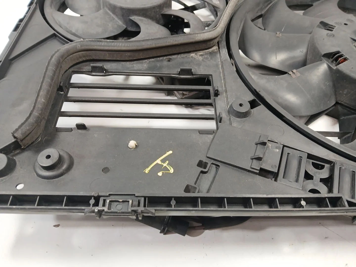 Electroventilador para Audi Q7 (4L)