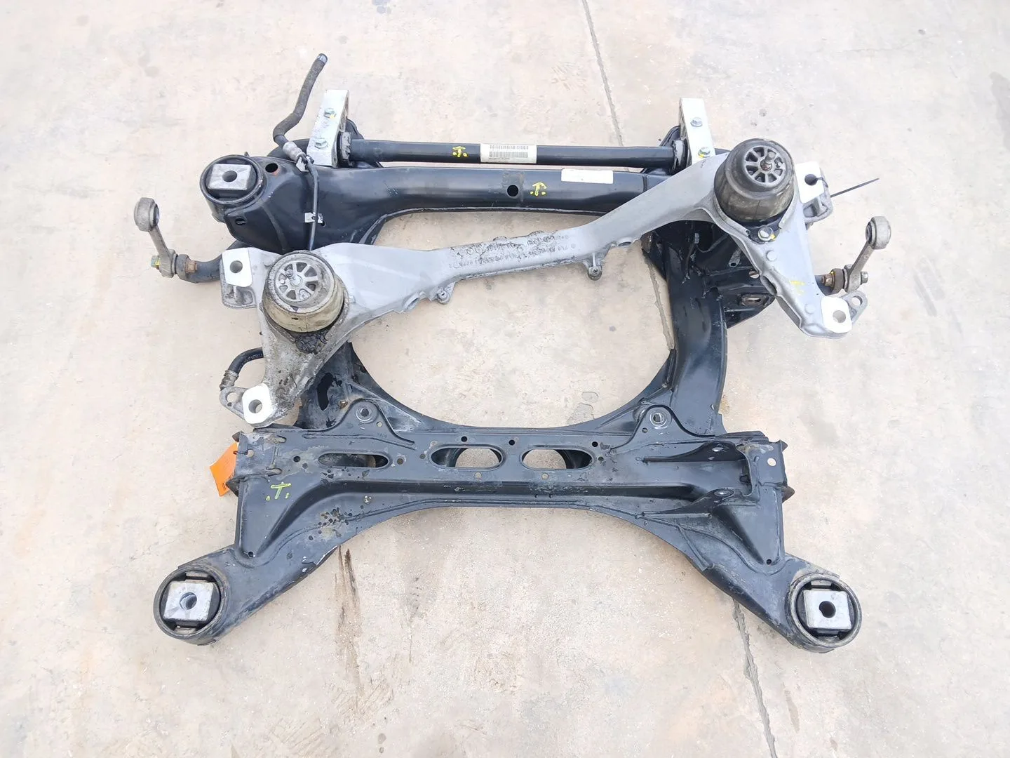 Puente Delantero para Audi Q7 (4L)