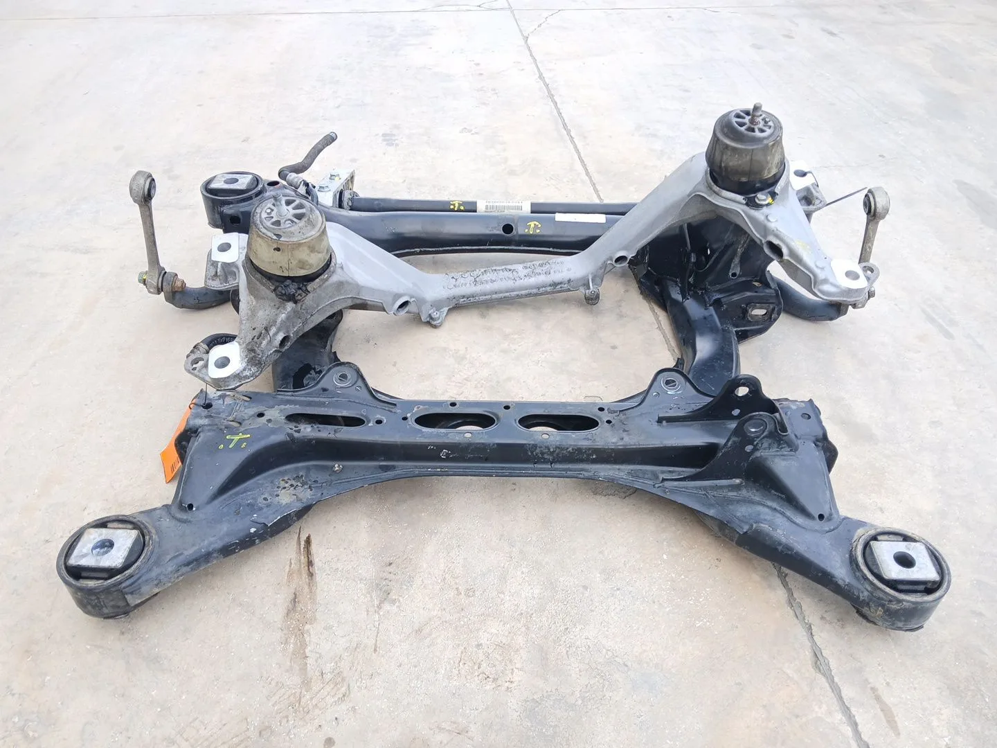 Puente Delantero para Audi Q7 (4L)