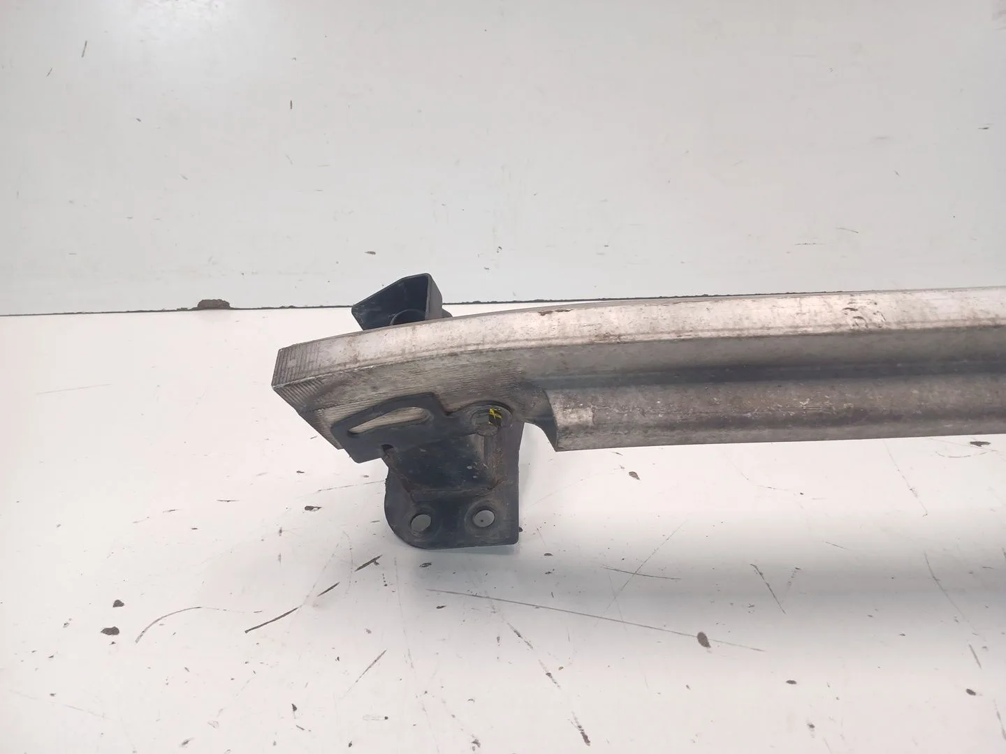 Refuerzo Paragolpes Delantero para Audi Q7 (4L)
