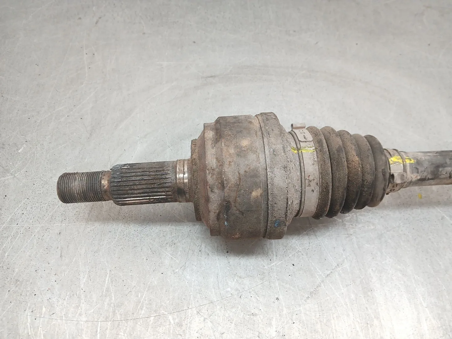 Transmision Trasera Izquierda para Audi Q7 (4L)