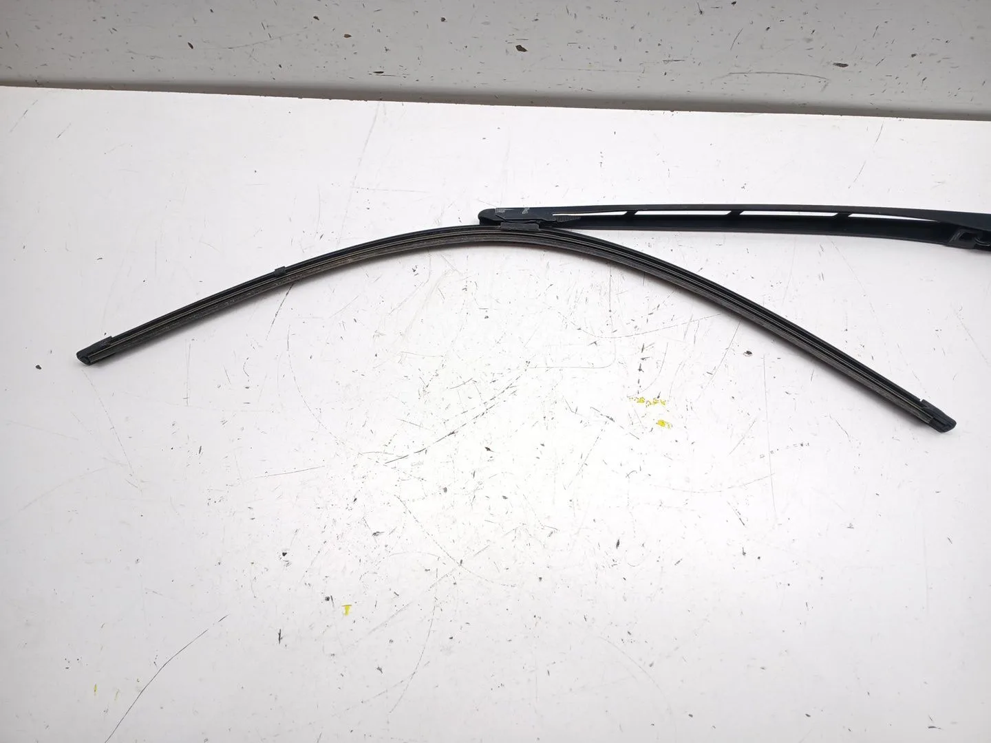 Brazo Limpia Delantero Izquierdo para Audi Q7 (4L)
