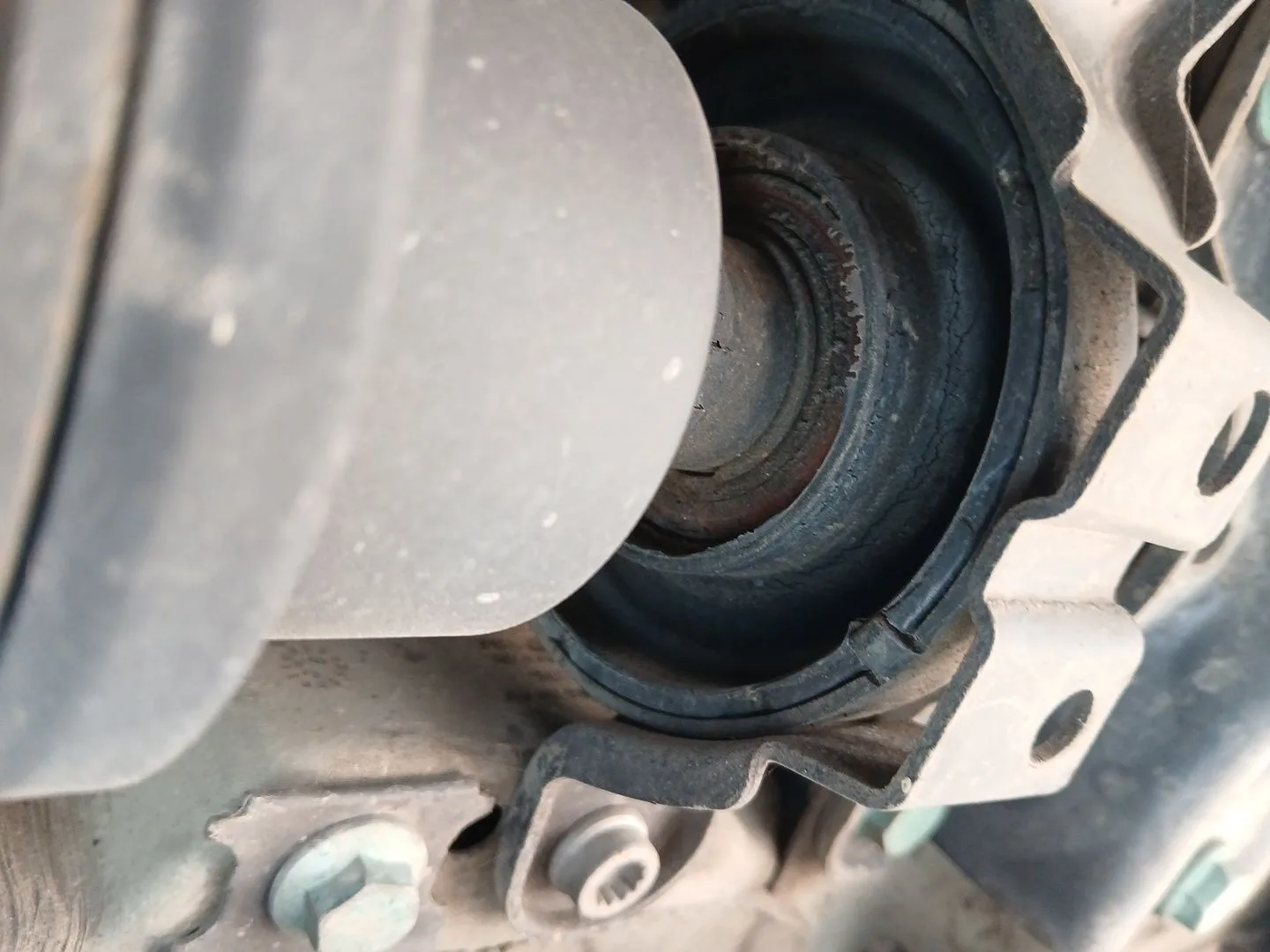Transmision Central para Audi Q7 (4Lb)