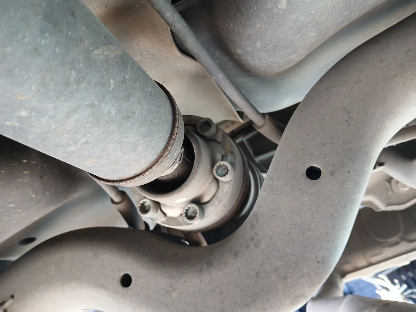 Transmision Central para Audi Q7 (4Lb)