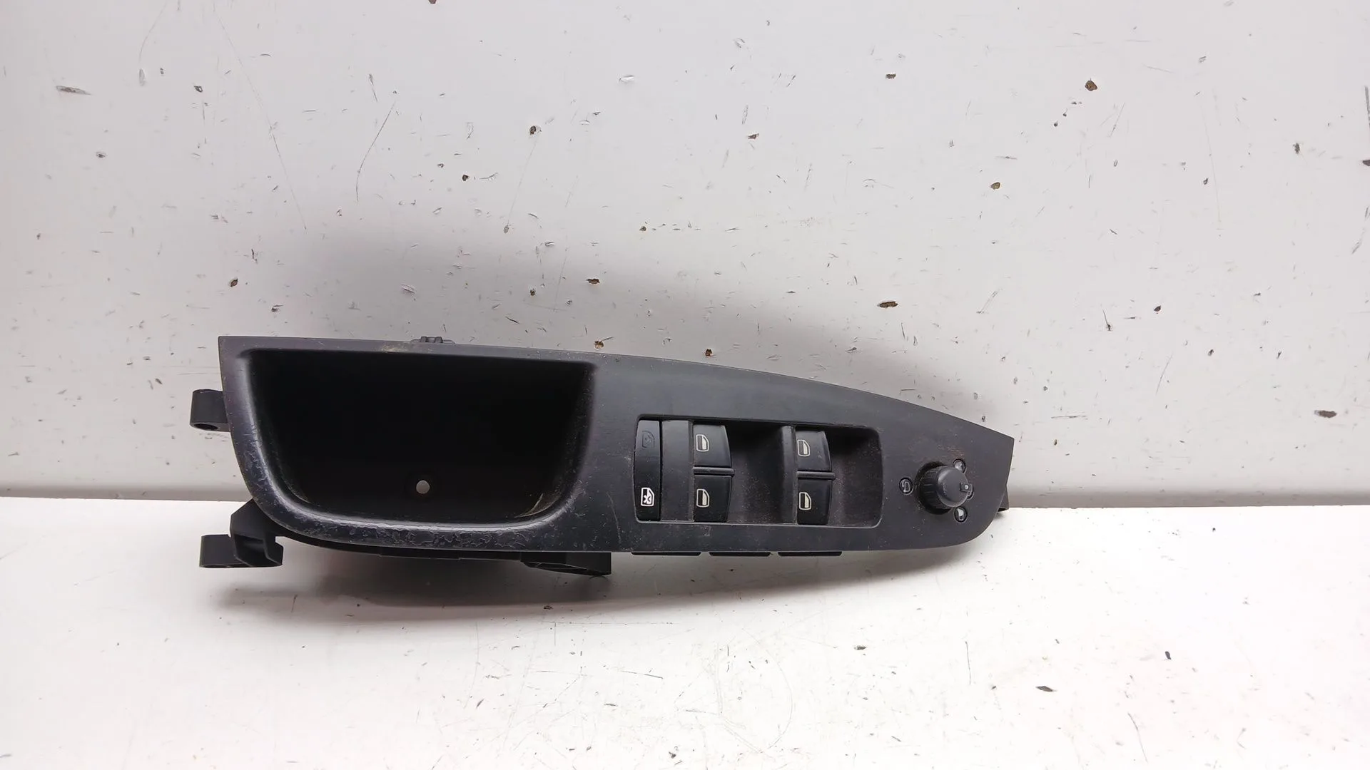 Mando Elevalunas Delantero Izquierdo para Audi Q7 (4Lb)