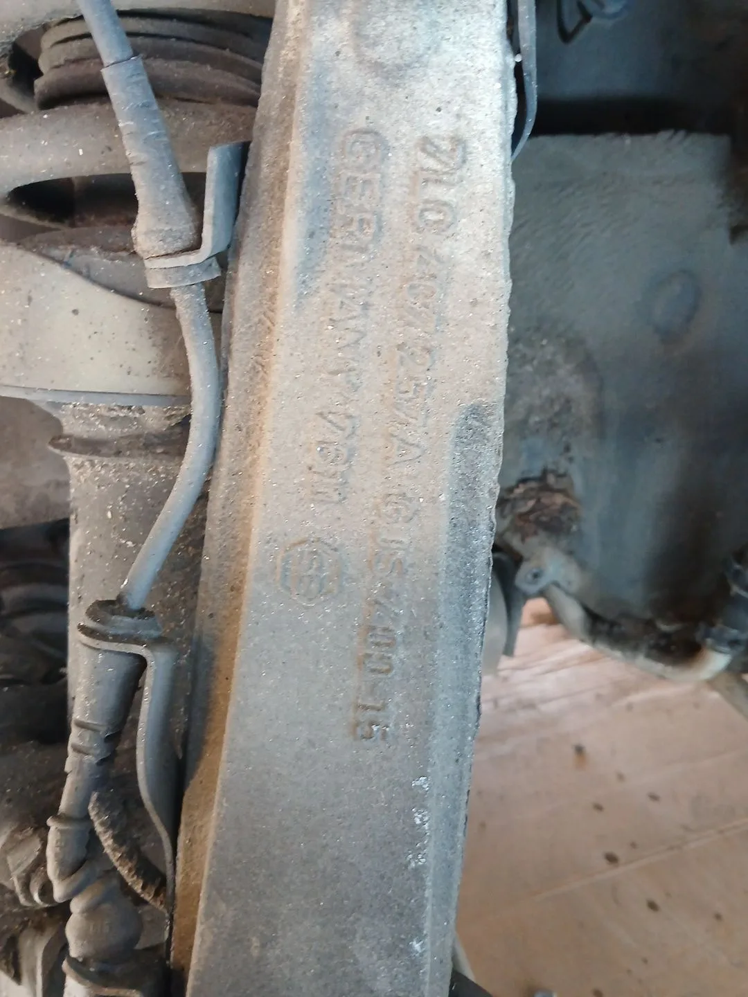 Mangueta Delantera Izquierda para Audi Q7 (4Lb)