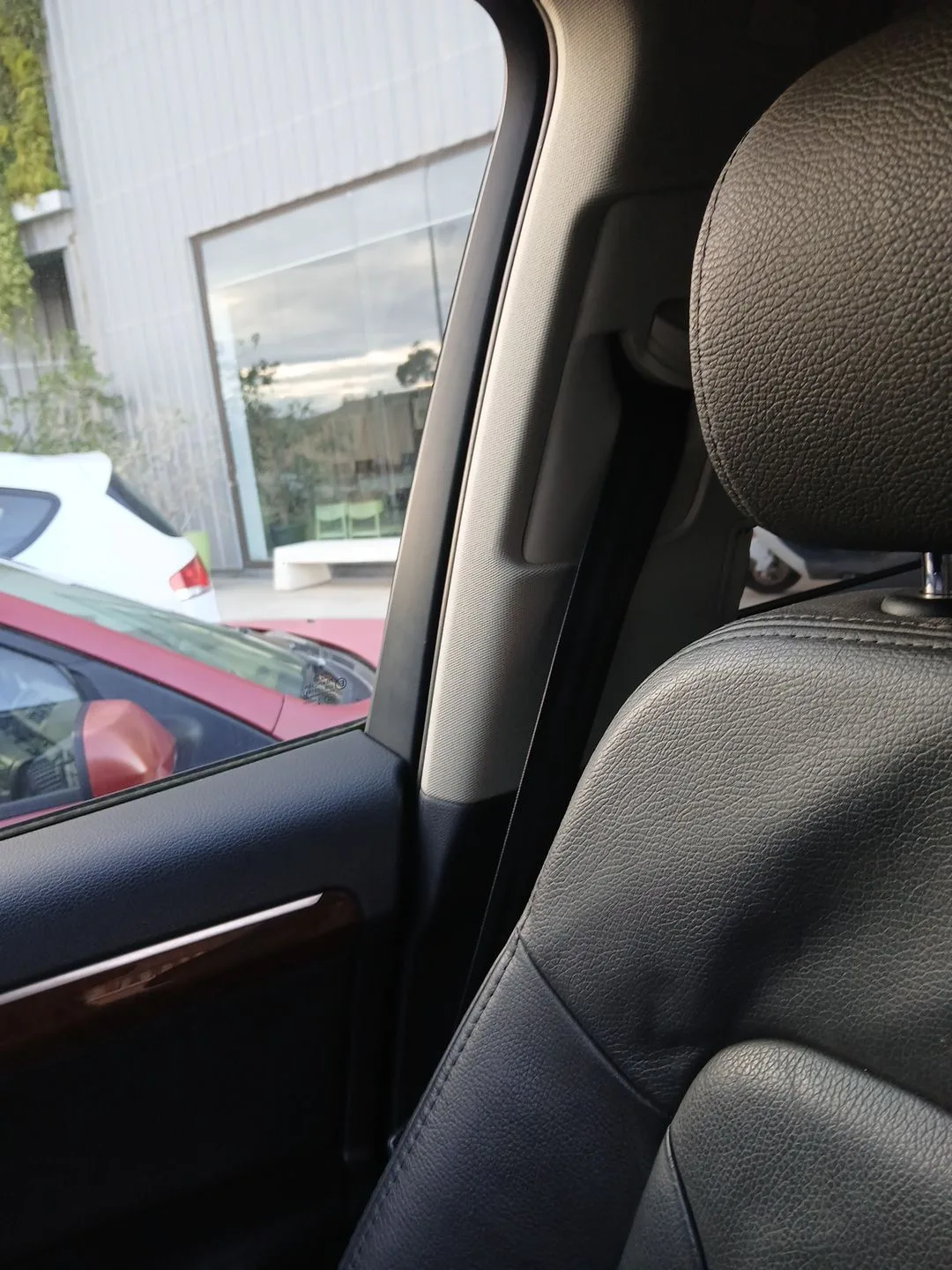 Cinturon Seguridad Delantero Derecho para Audi Q7 (4Lb)