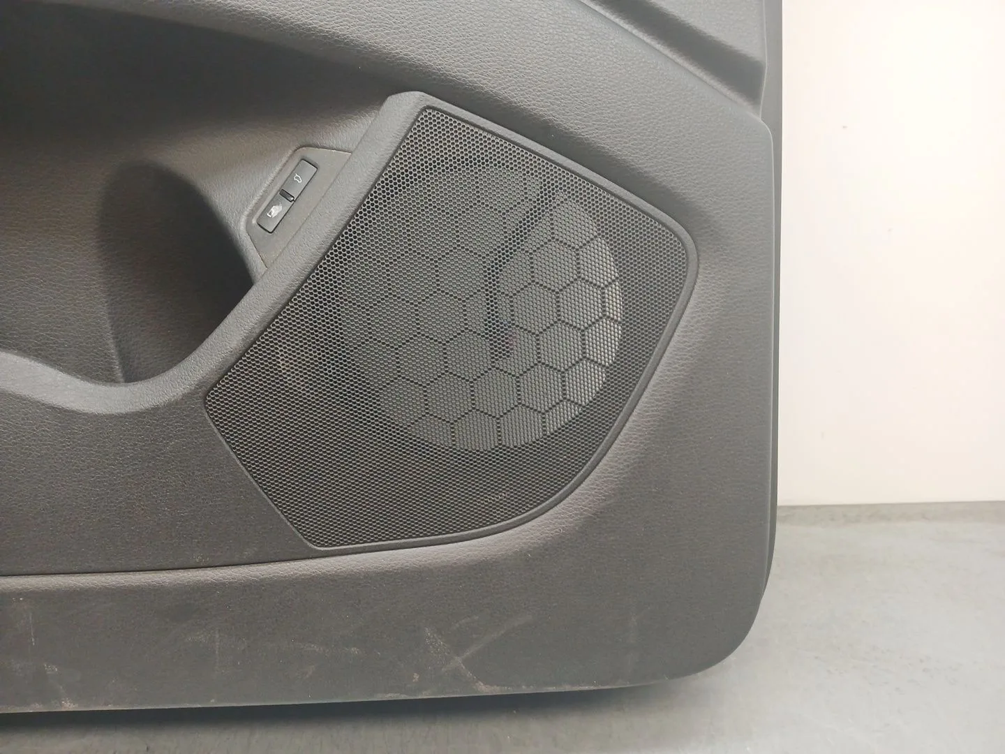 Guarnecido Puerta Delantera Izquierda para Audi Q7 (4Lb)