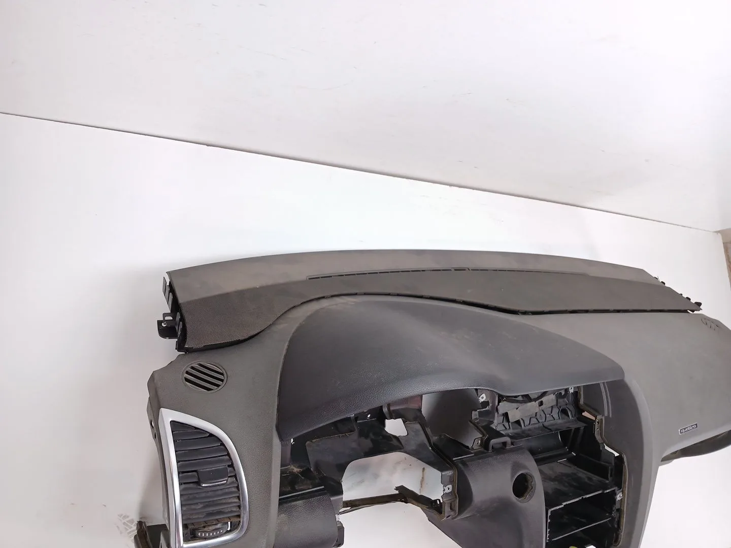 Salpicadero para Audi Q7 (4L)