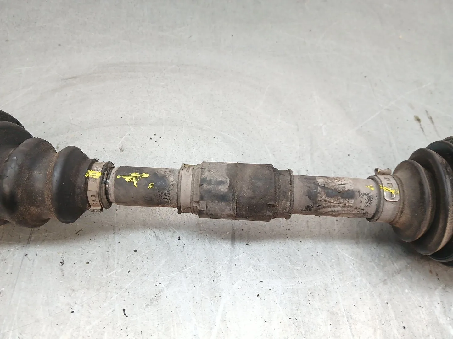 Transmision Delantera Izquierda para Toyota Corolla Station Wagon (_E12_)