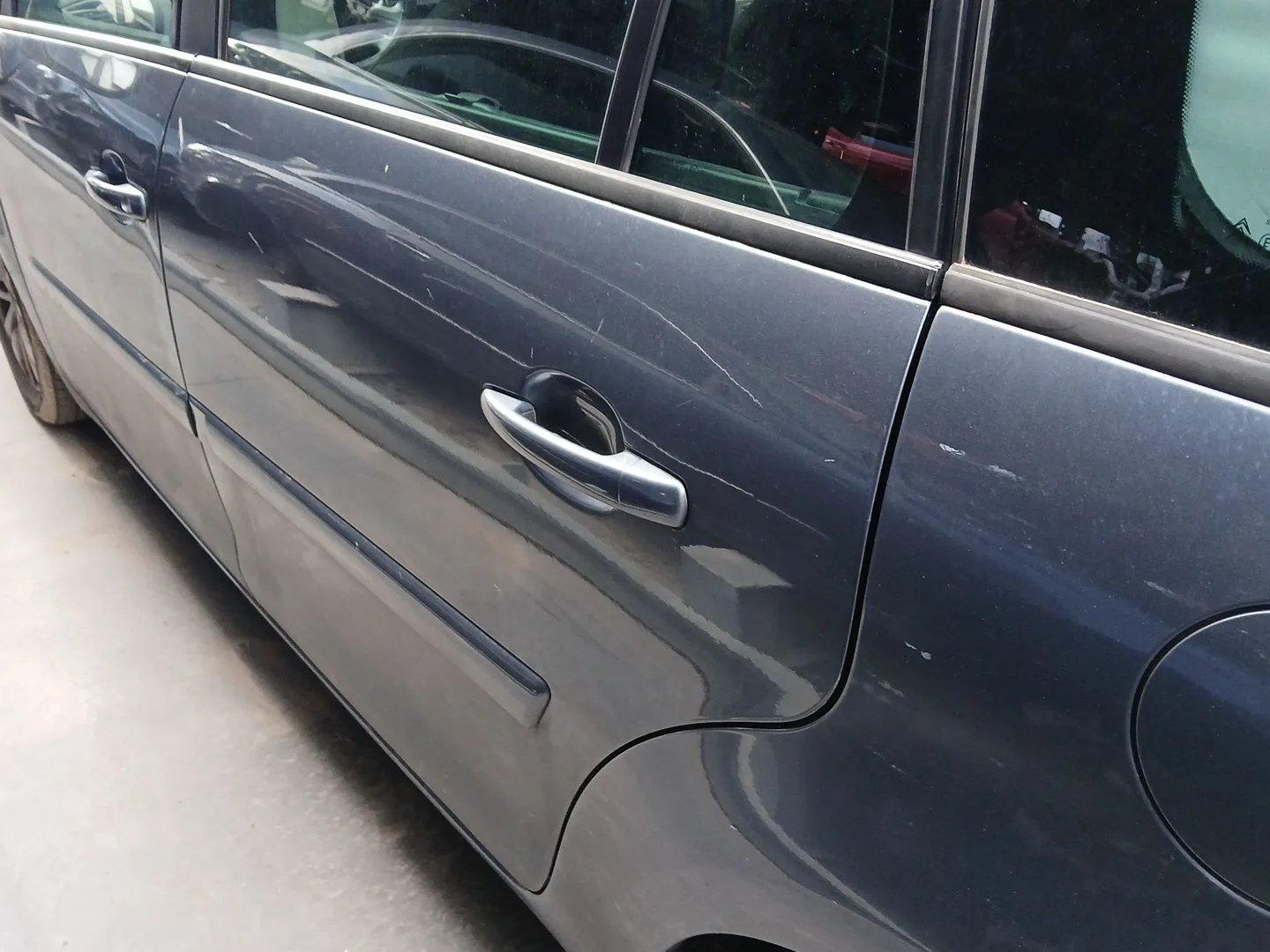 Puerta Trasera Izquierda para Citroën C4 Grand Picasso I (Ua_)