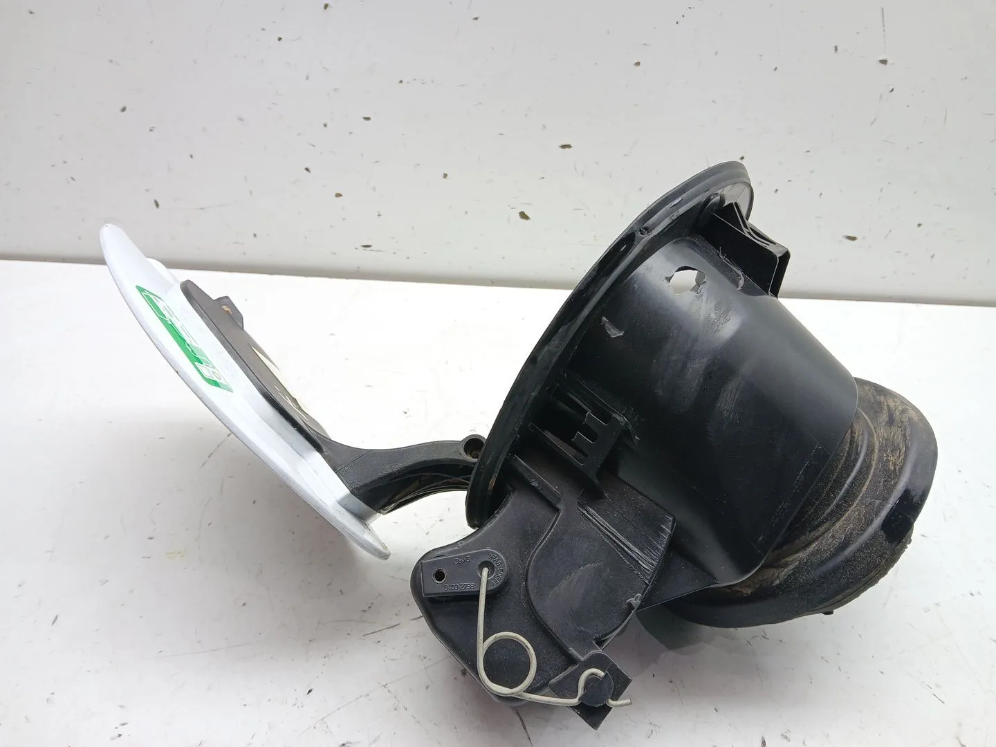 Tapa Exterior Combustible para Ford Kuga (Cbs)