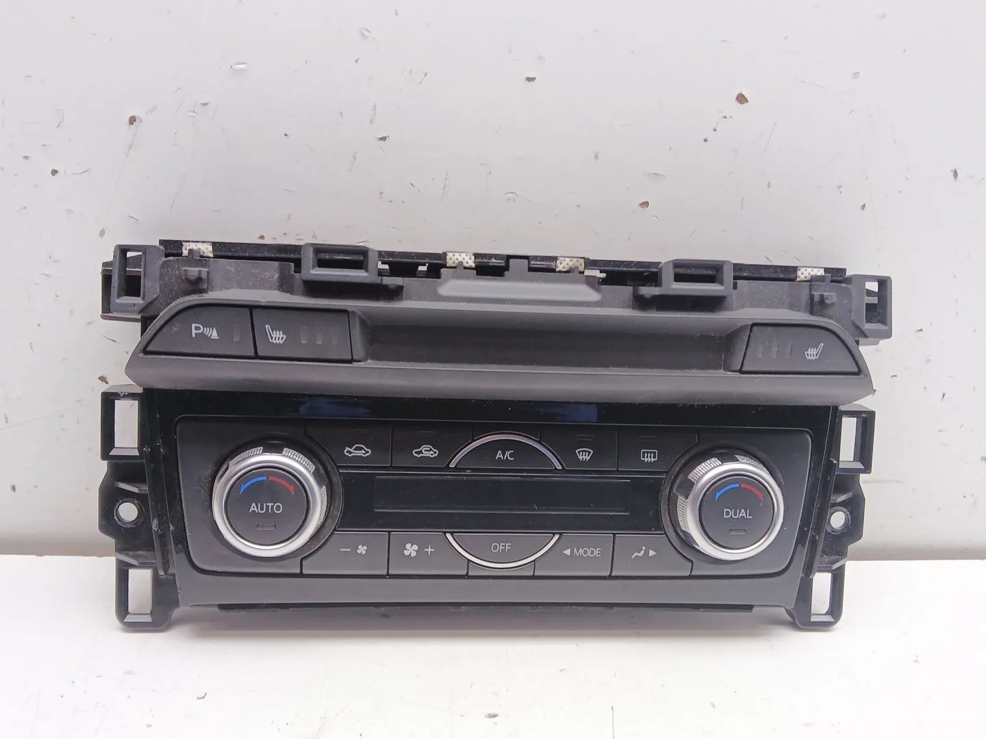 Mando Climatizador para Mazda 6 Station Wagon (Gj, Gl)