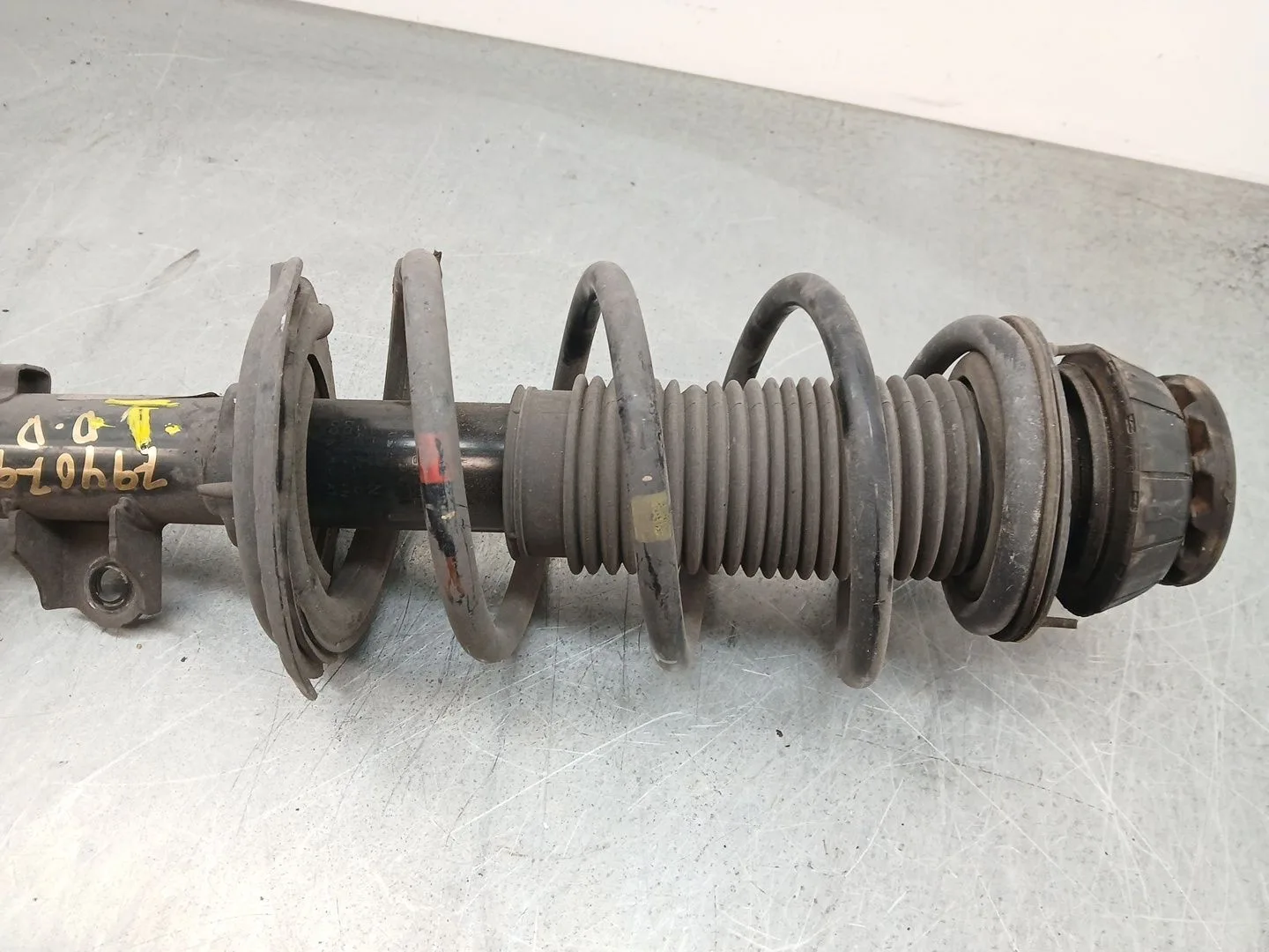 Amortiguador Delantero Derecho para Kia Rio Iii (Ub)