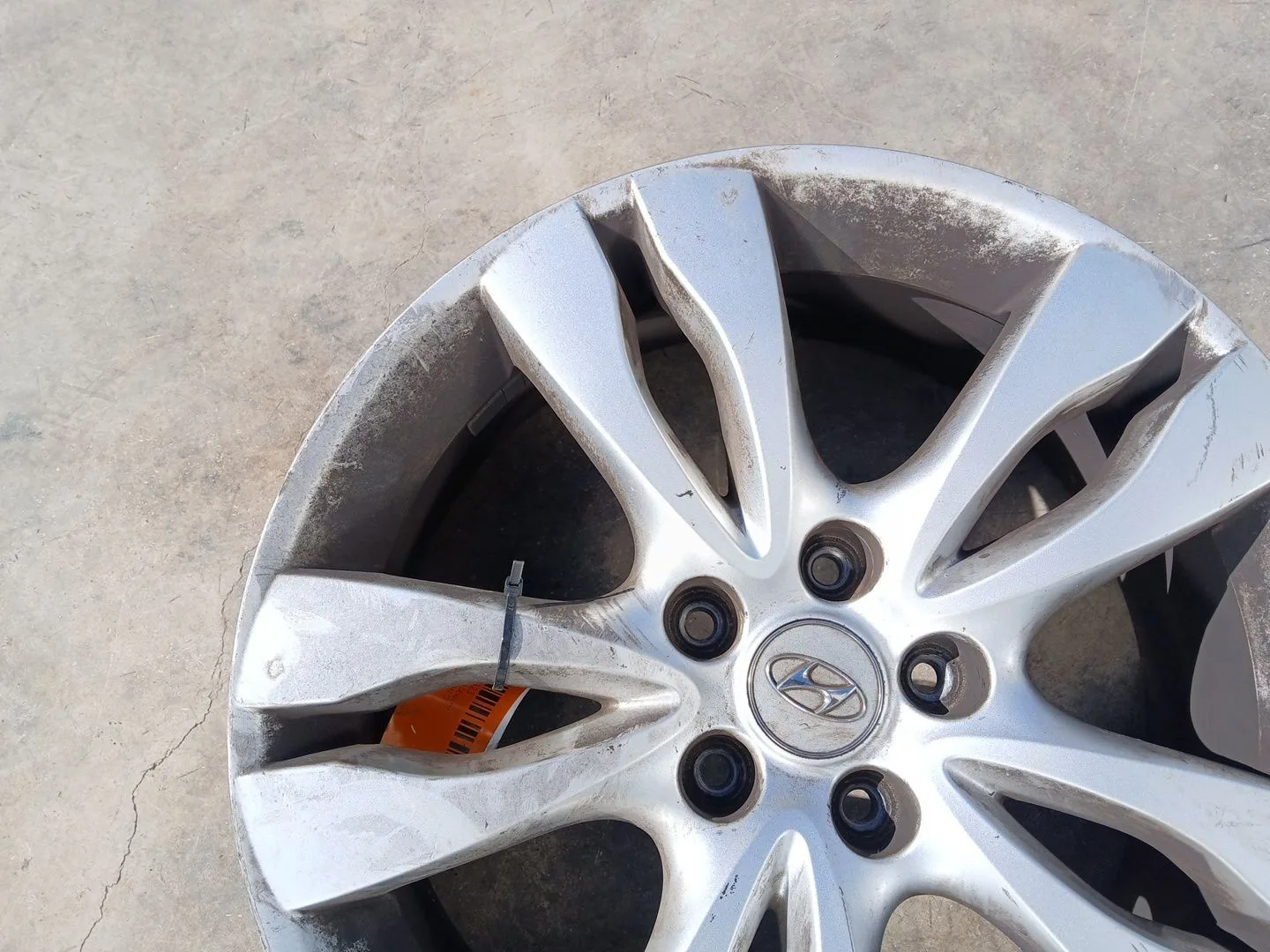 Llanta Delantera Derecha para Hyundai Ix55