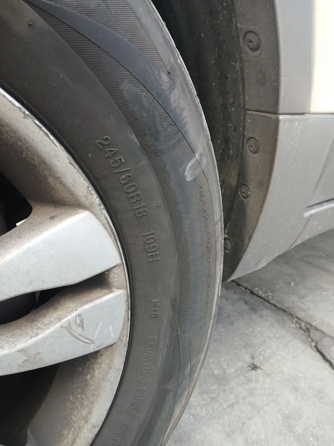 Llanta Delantera Izquierda para Hyundai Ix55