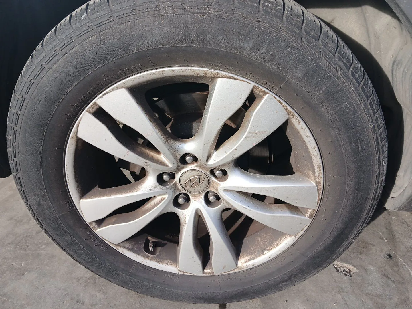 Llanta Trasera Derecha para Hyundai Ix55