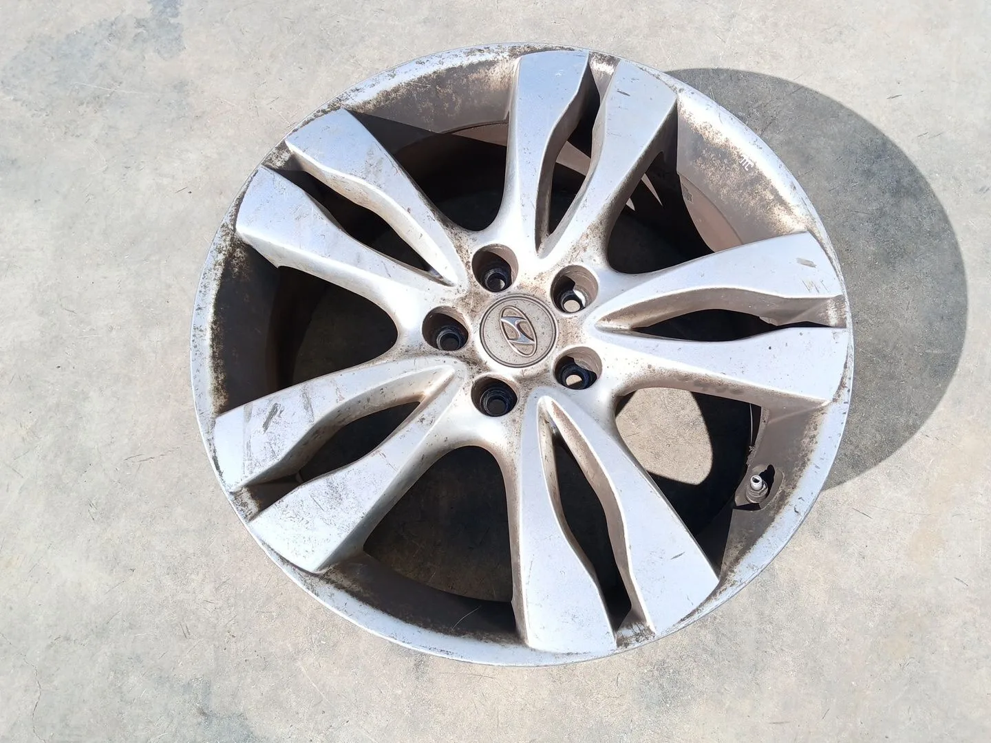 Llanta Trasera Derecha para Hyundai Ix55