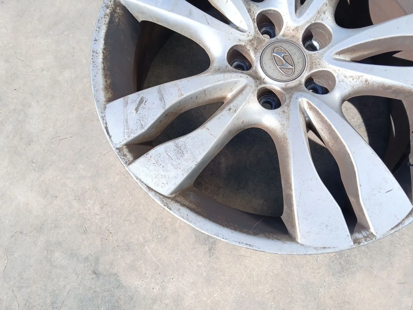 Llanta Trasera Derecha para Hyundai Ix55