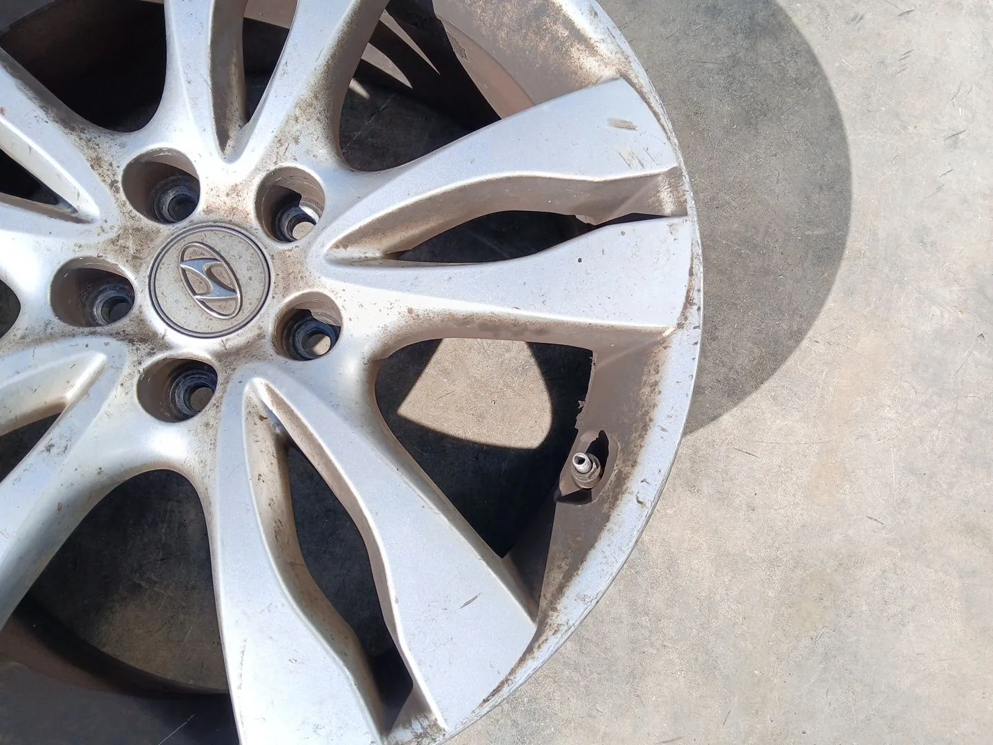 Llanta Trasera Derecha para Hyundai Ix55