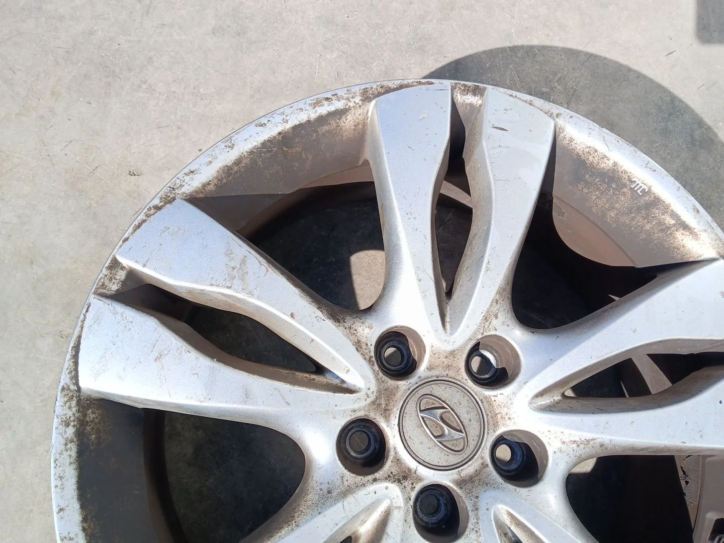 Llanta Trasera Derecha para Hyundai Ix55