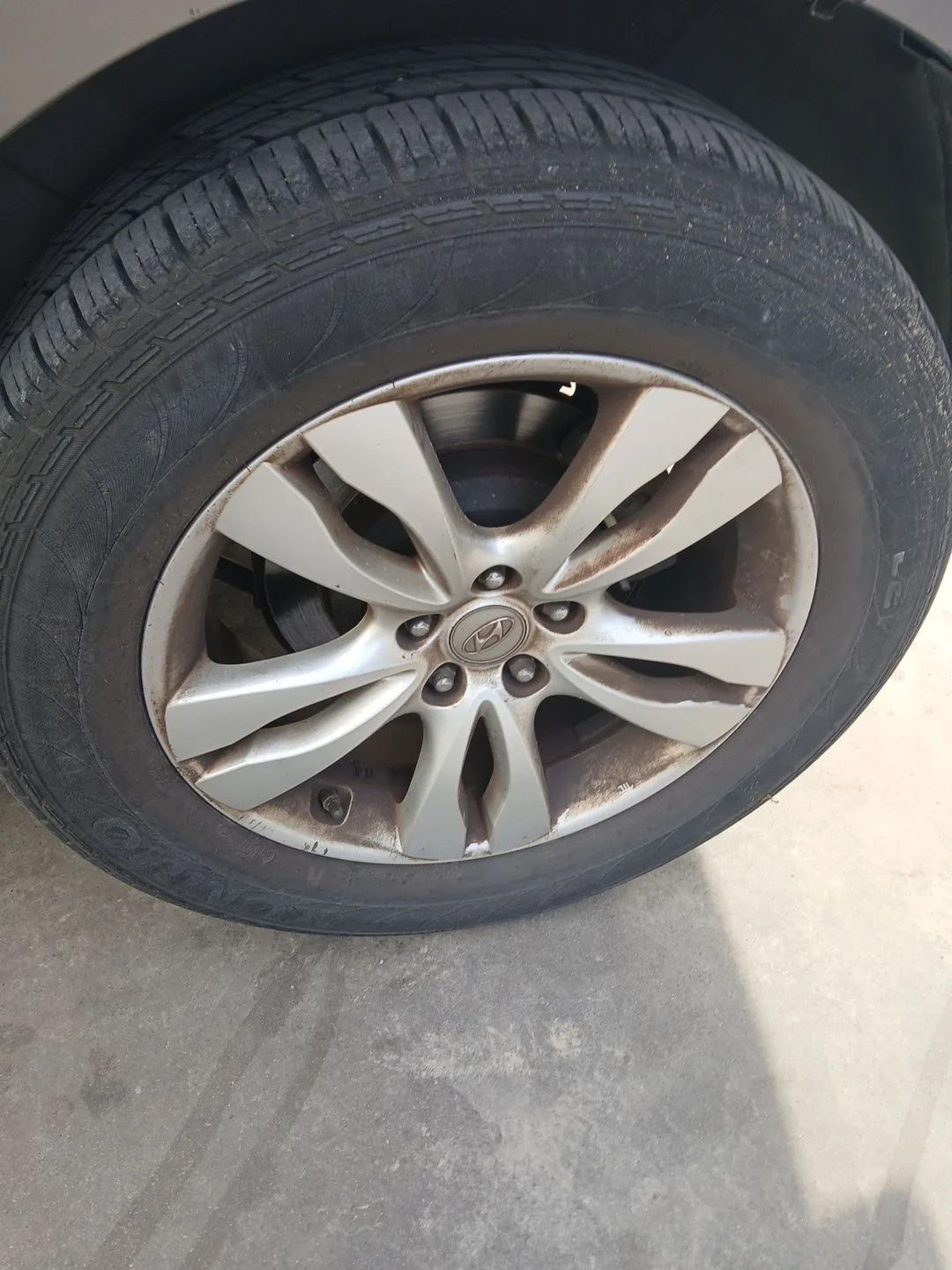 Llanta Trasera Izquierda para Hyundai Ix55