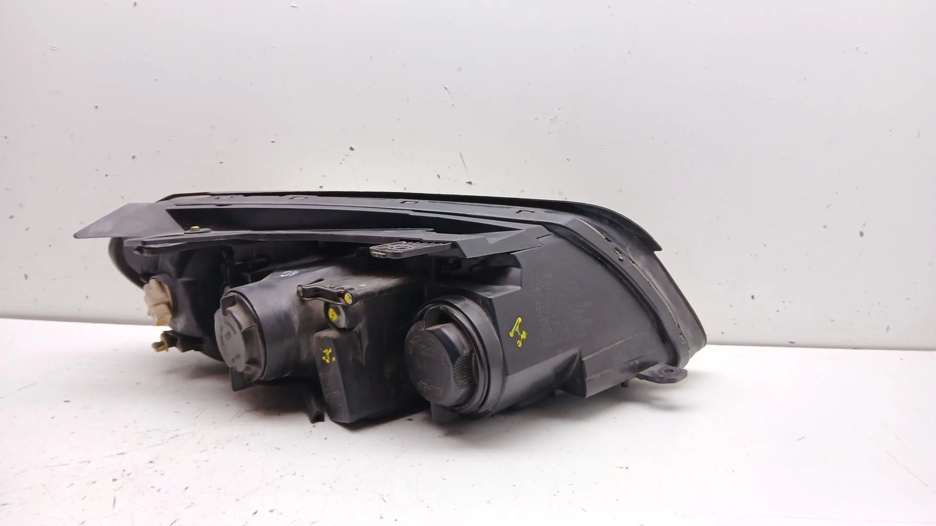 Faro Izquierdo para Chevrolet Captiva (C100, C140)