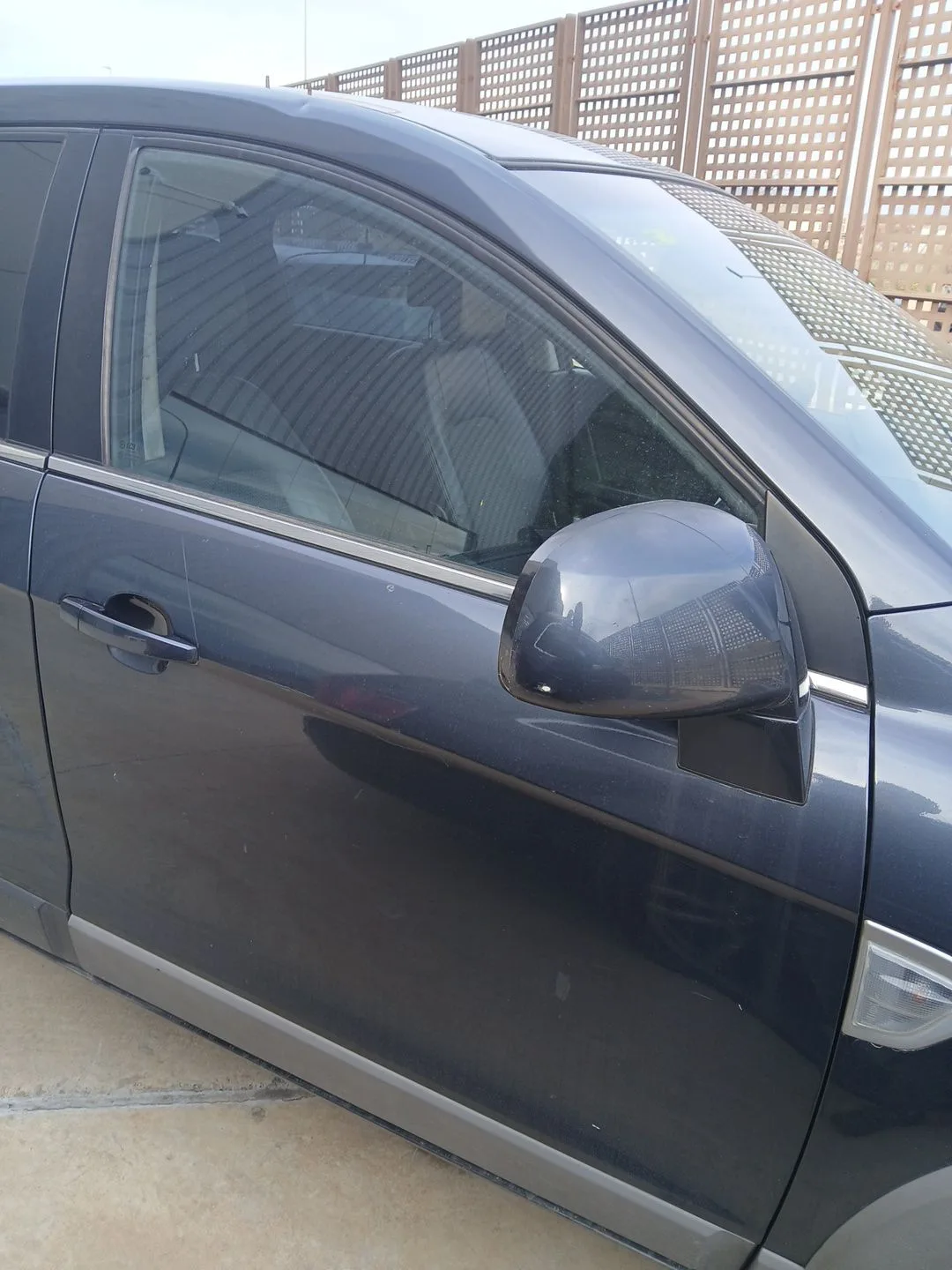 Puerta Delantera Derecha para Chevrolet Captiva (C100, C140)