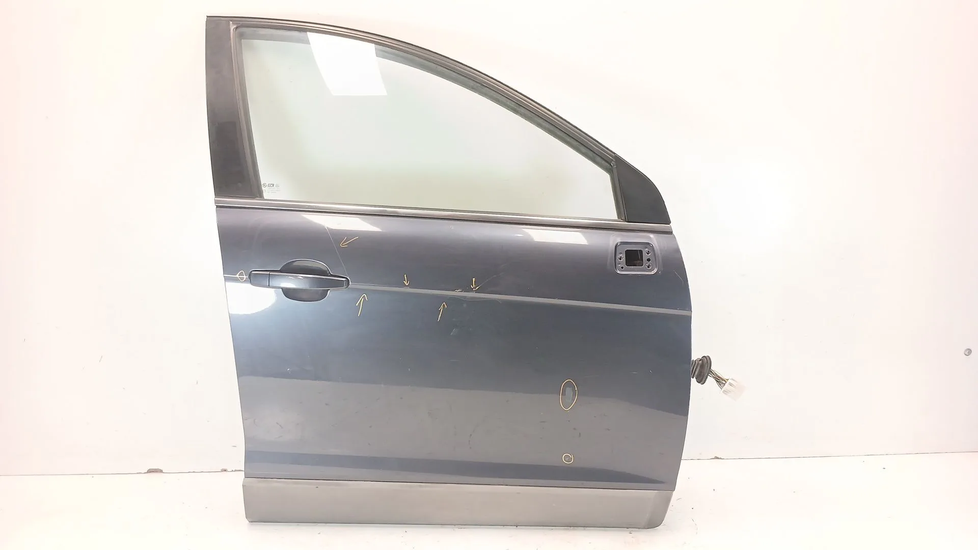 Puerta Delantera Derecha para Chevrolet Captiva (C100, C140)