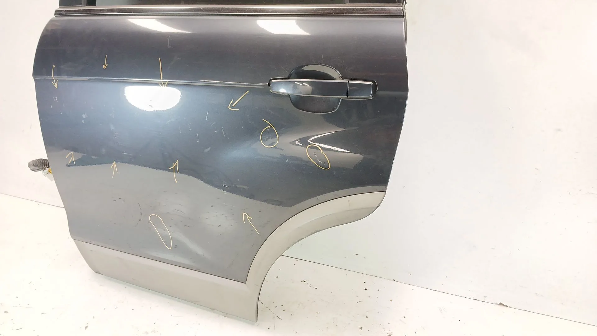 Puerta Trasera Izquierda para Chevrolet Captiva (C100, C140)