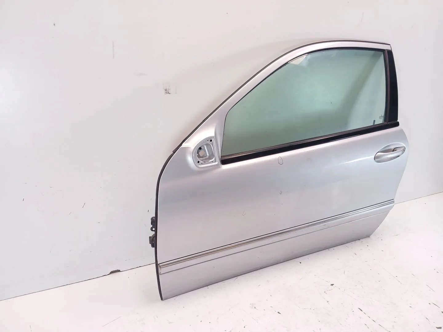 Puerta Delantera Izquierda para Mercedes-Benz Clase Clc (Cl203)
