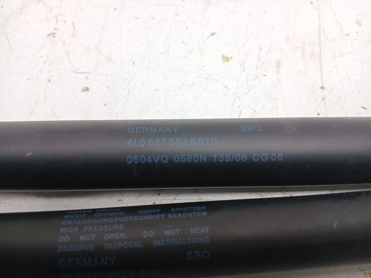 Amortiguadores Maletero / Porton para Audi Q7 (4L)