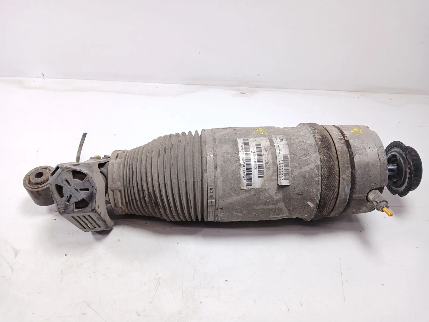 Amortiguador Trasero Derecho para Audi Q7 (4L)