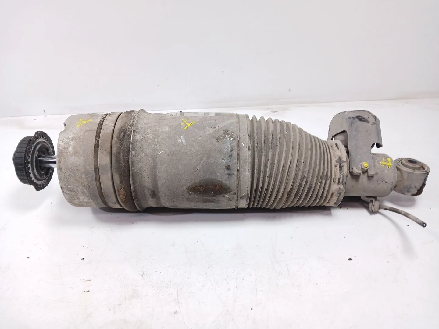 Amortiguador Trasero Derecho para Audi Q7 (4L)
