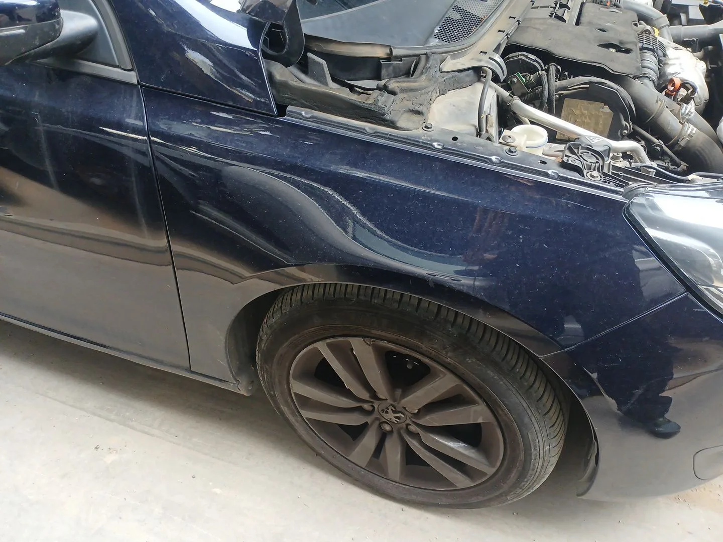 Aleta Delantera Derecha para Peugeot 308 Ii (Lb_, Lp_, Lw_, Lh_, L3_)