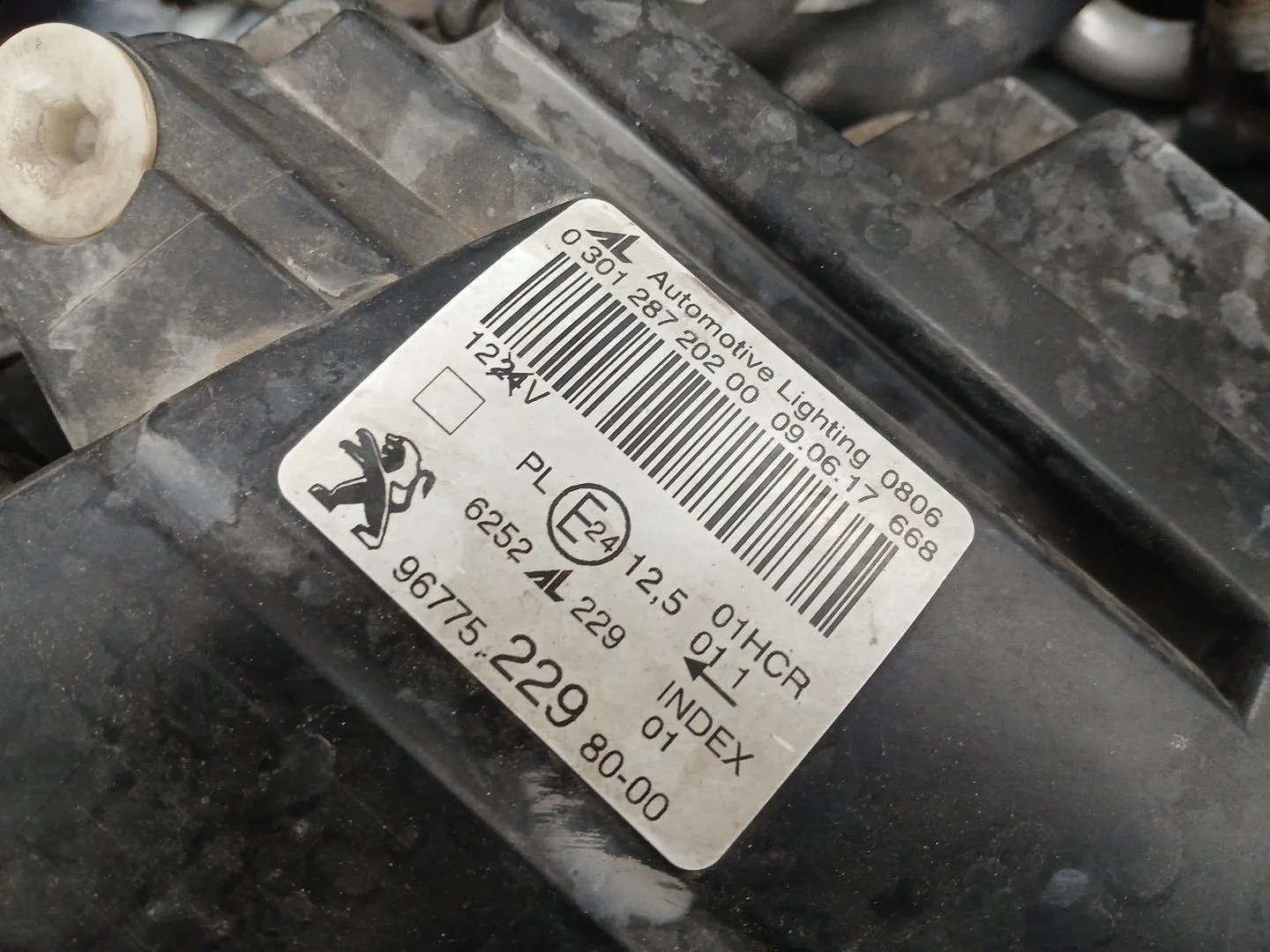 Faro Derecho para Peugeot 308 Ii (Lb_, Lp_, Lw_, Lh_, L3_)