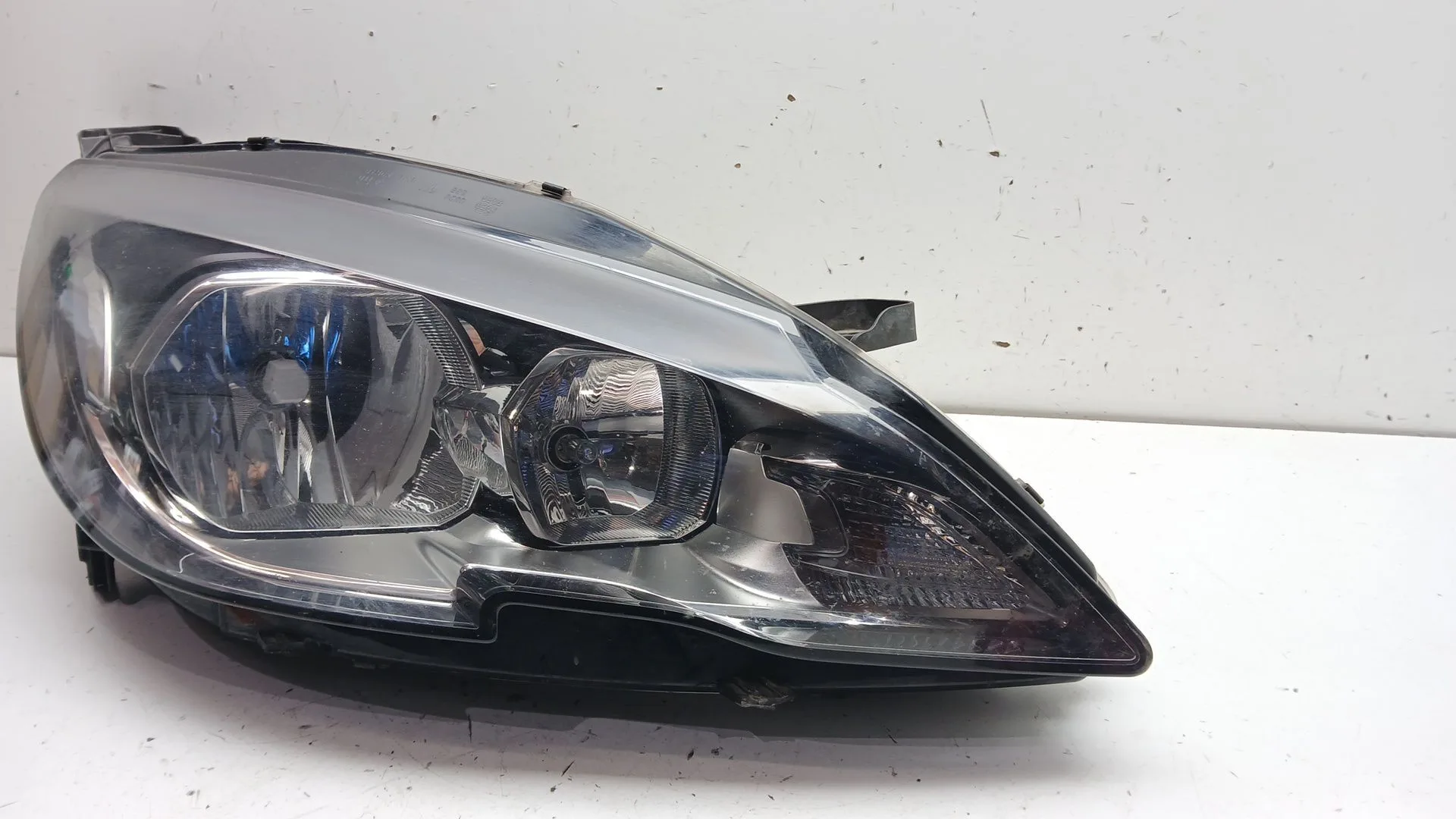 Faro Derecho para Peugeot 308 Ii (Lb_, Lp_, Lw_, Lh_, L3_)