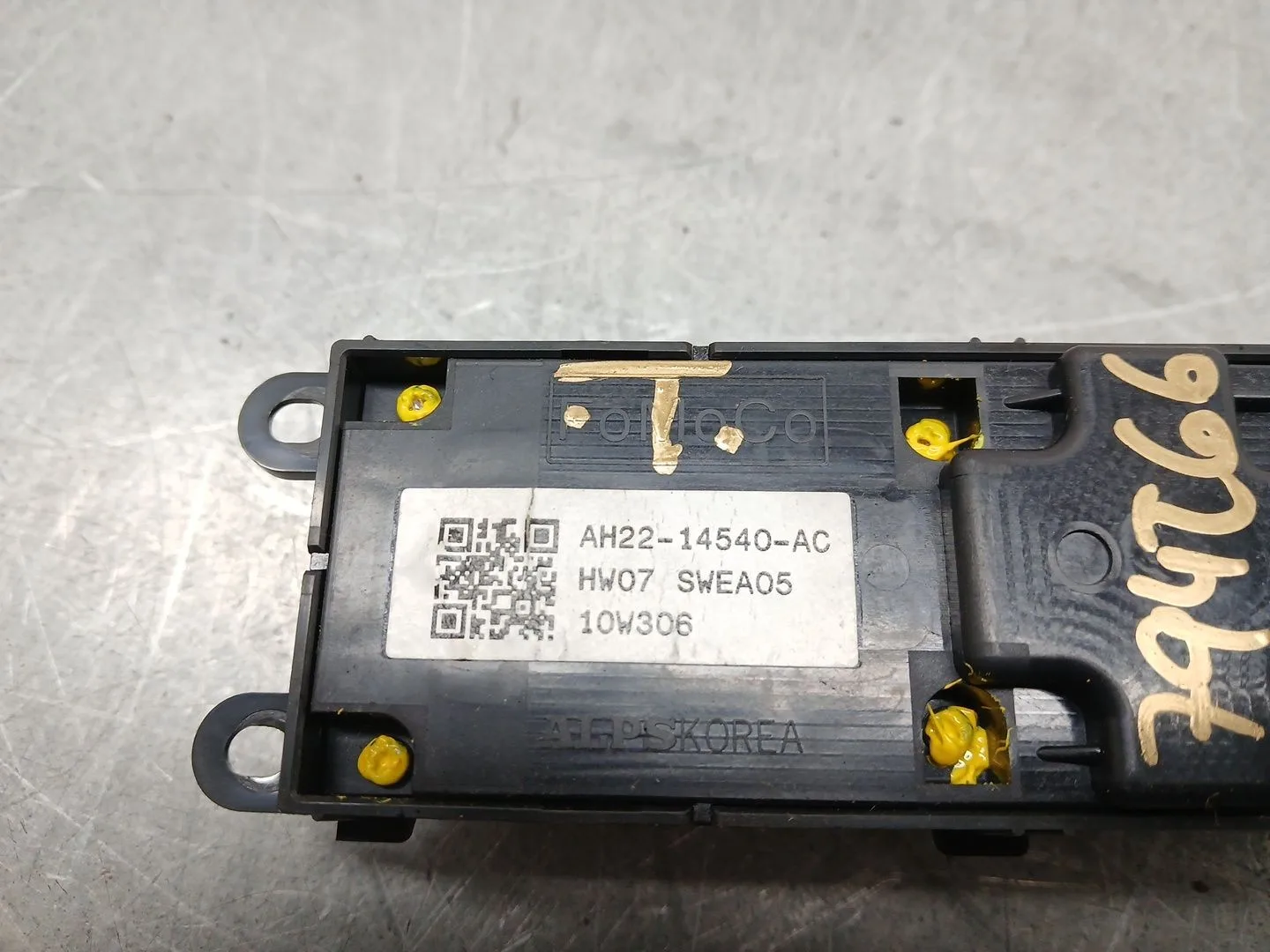 Mando Elevalunas Delantero Izquierdo para Land Rover Discovery Iv (L319)