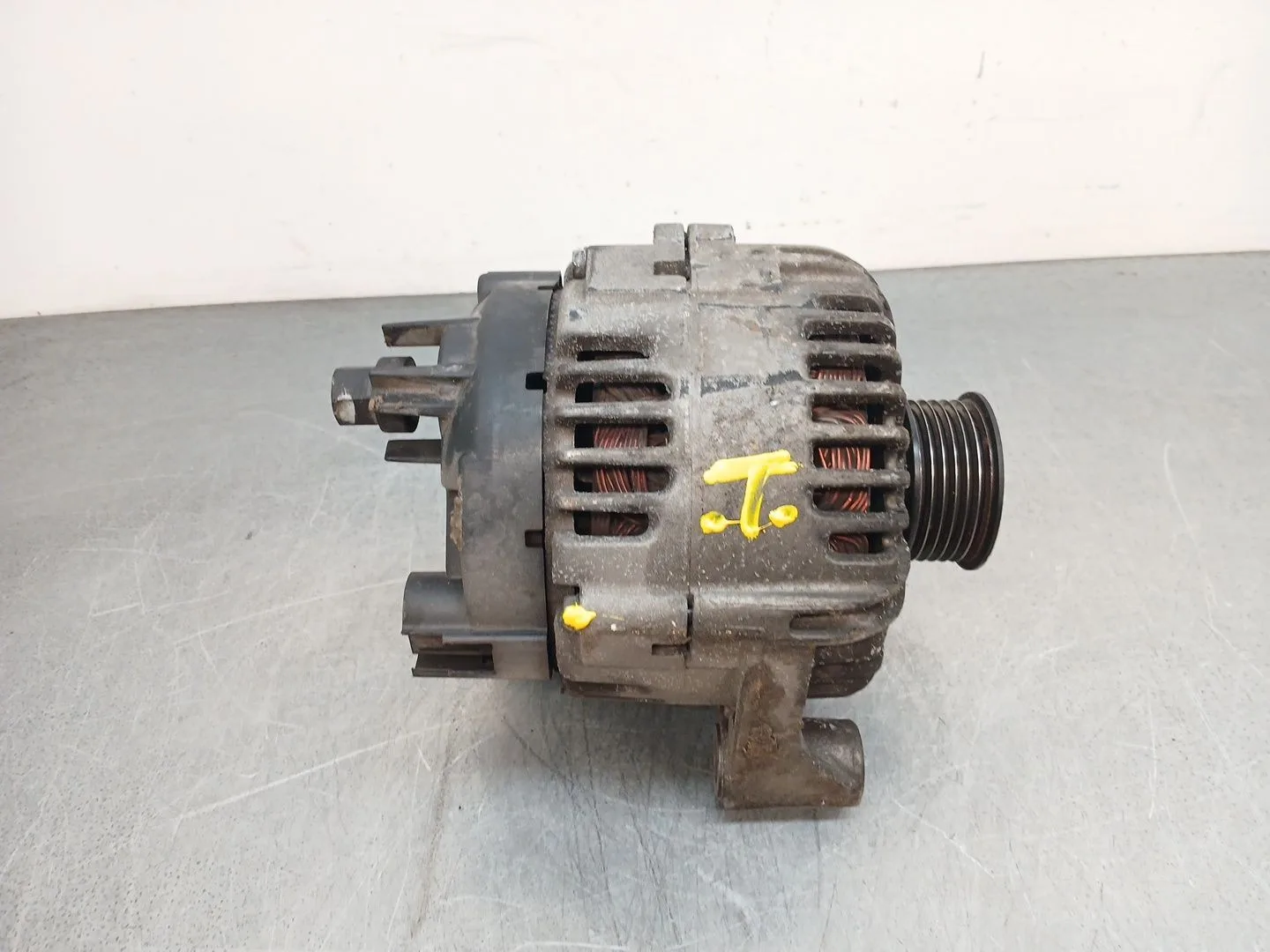 Alternador para Bmw X3 (E83)