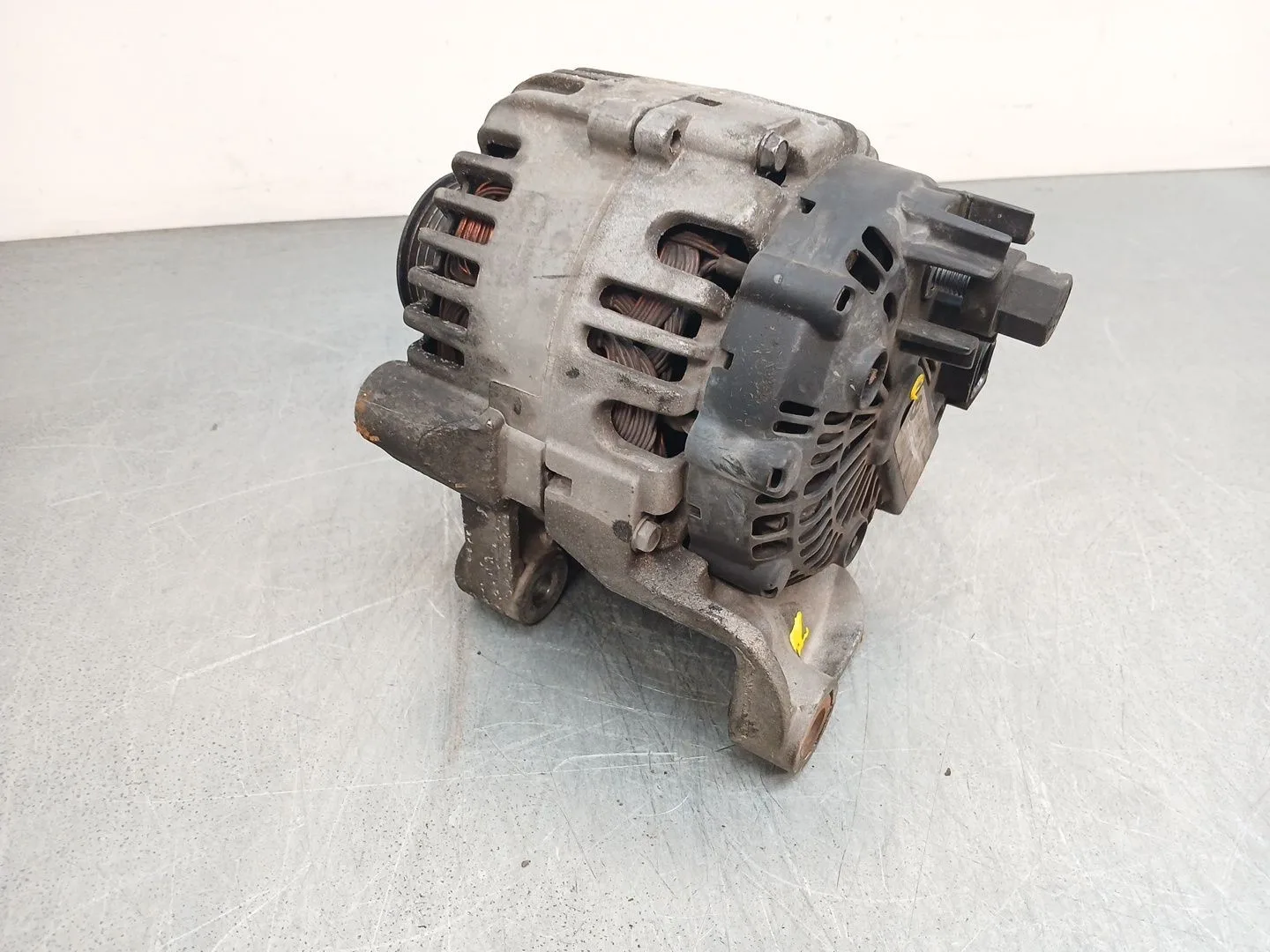 Alternador para Bmw X3 (E83)