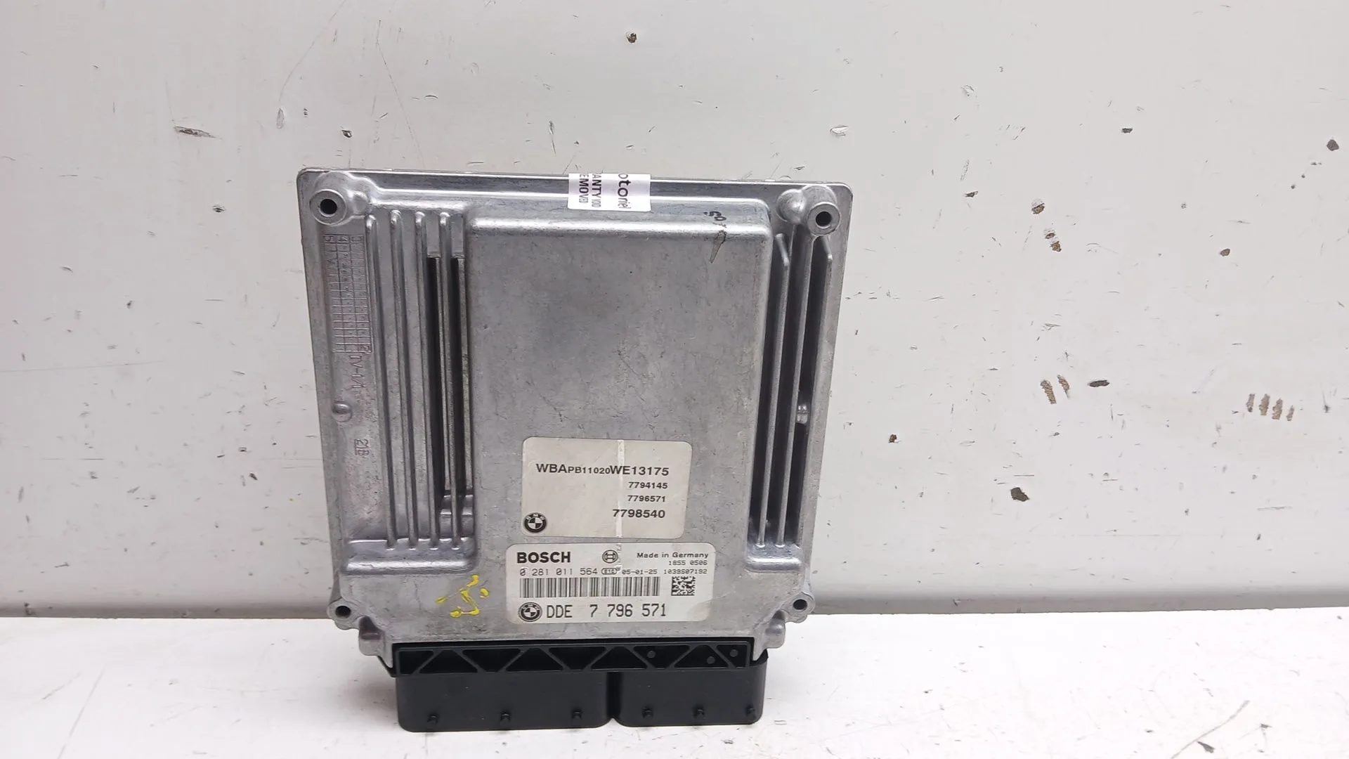 Centralita Motor Uce para Bmw X3 (E83)