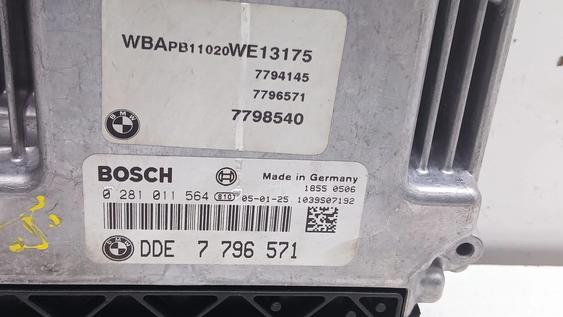 Centralita Motor Uce para Bmw X3 (E83)