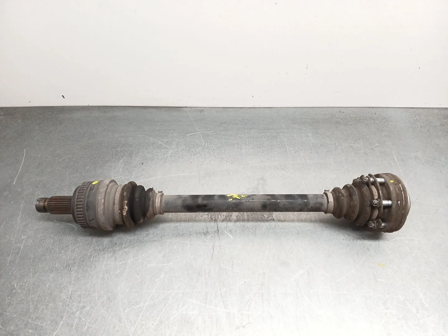 Transmision Trasera Izquierda para Bmw X3 (E83)