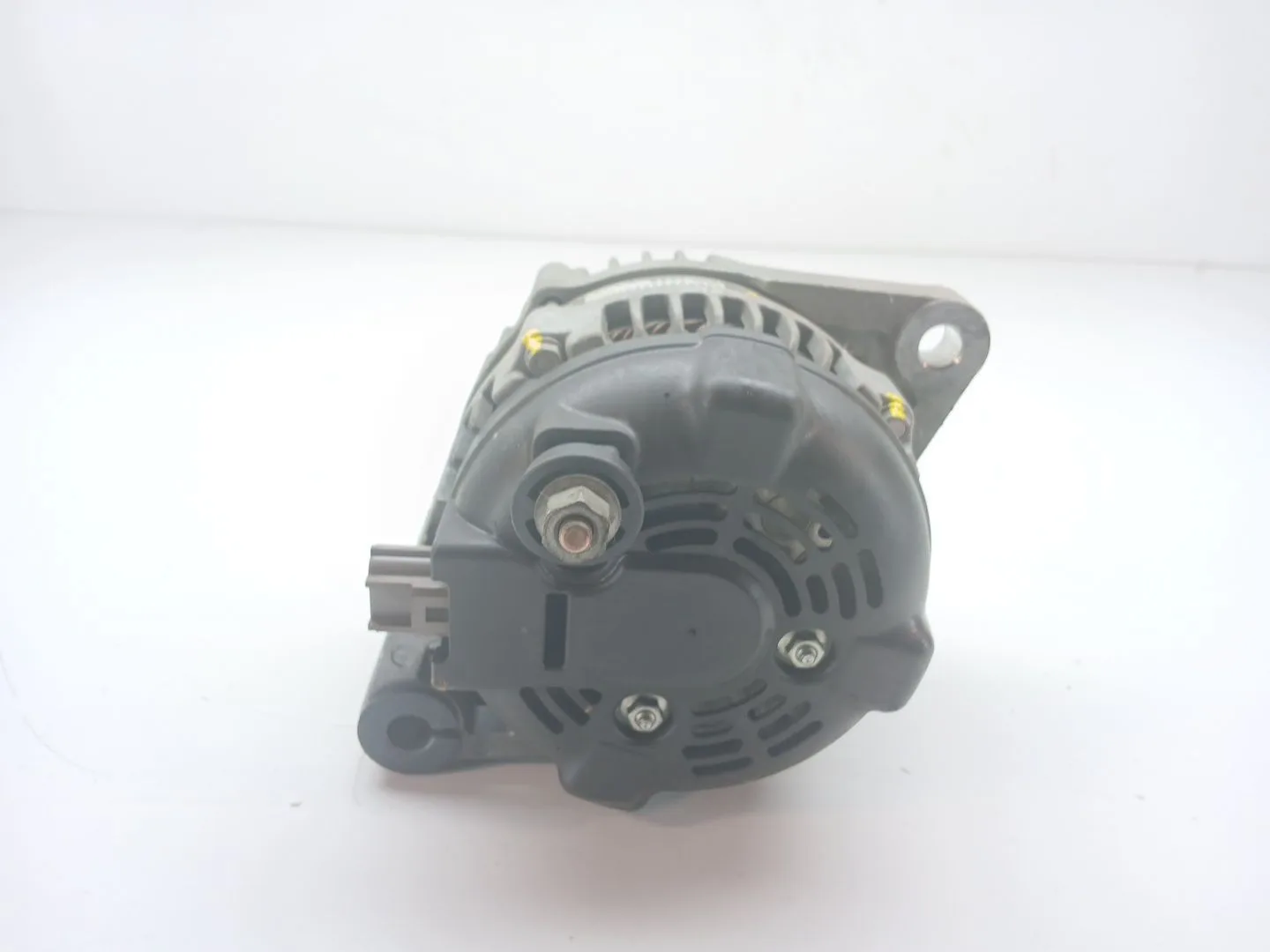 Alternador para Fiat Freemont (345_)