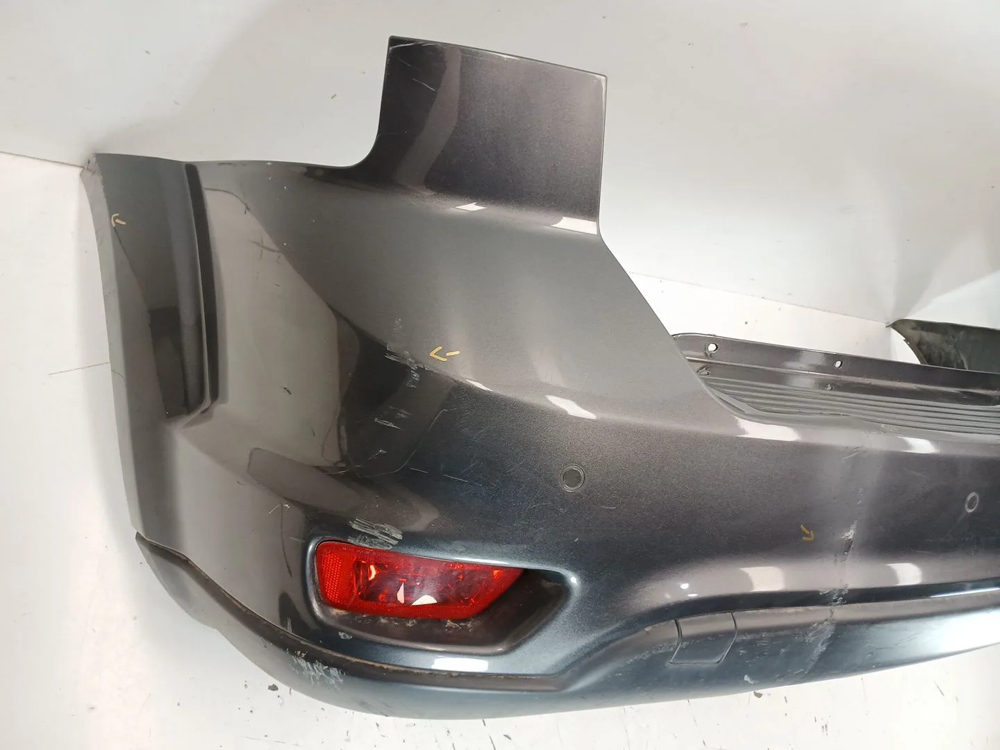 Paragolpes Trasero para Fiat Freemont (345_)
