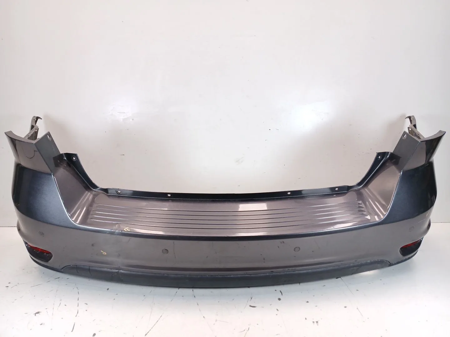 Paragolpes Trasero para Fiat Freemont (345_)