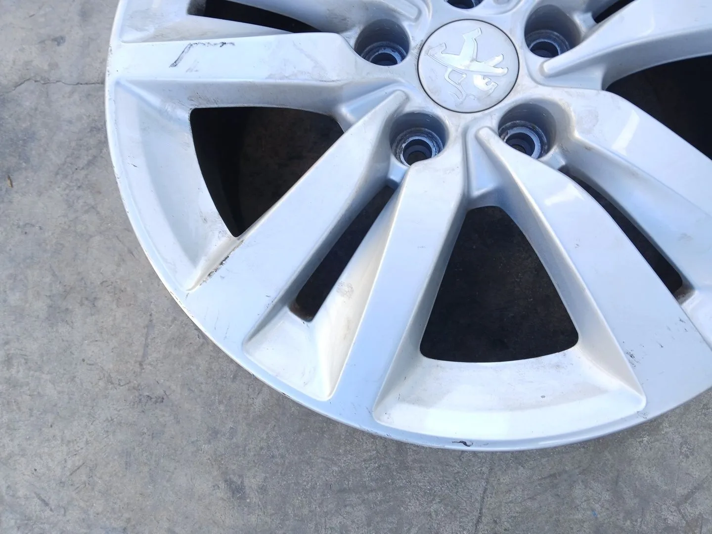 Llanta para Peugeot 308 Ii (Lb_, Lp_, Lw_, Lh_, L3_)