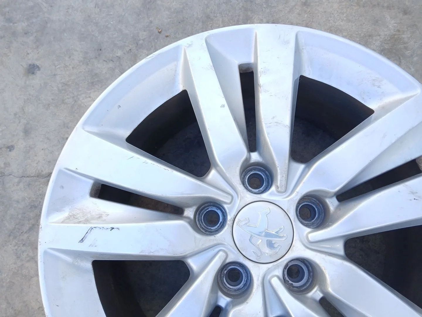 Llanta para Peugeot 308 Ii (Lb_, Lp_, Lw_, Lh_, L3_)