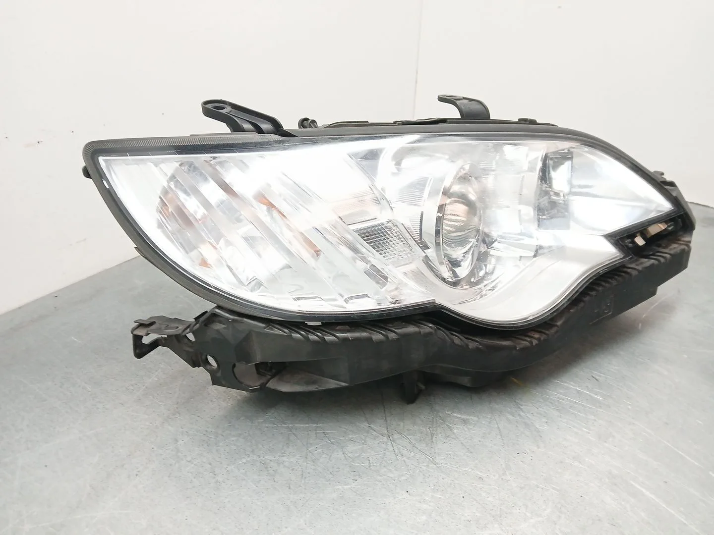 Faro Derecho para Subaru Legacy V Station Wagon (Br)